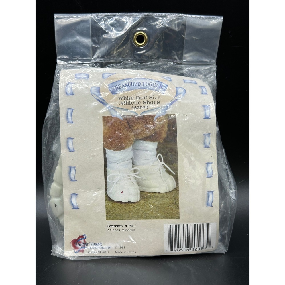 Vintage 1991 Tender Heart Treasures White Doll Athletic Shoes and Socks 82038